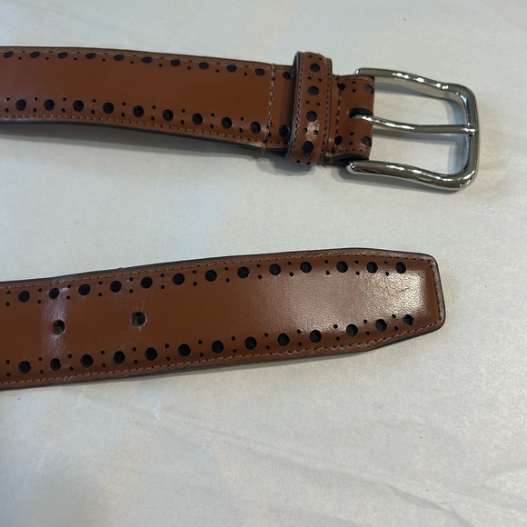 Cole Haan Brown Leather Belt with Classic Metal Buckle - Picture 4 of 16